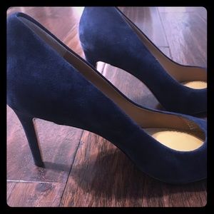 Tory Burch Suede Navy Pumps